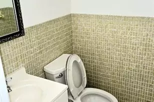 121 Golden Isles Dr, Hallandale Beach, FL 33009 - Photo 10