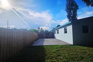 5950 NW 42nd Ave, Lauderdale Lakes, FL 33319 - Photo 12