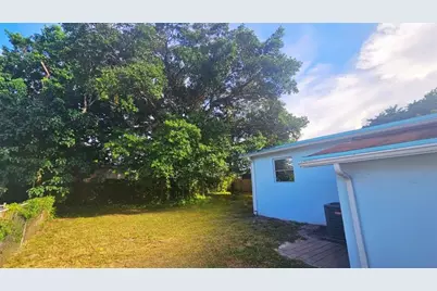 5950 NW 42nd Ave, Lauderdale Lakes, FL 33319 - Photo 14