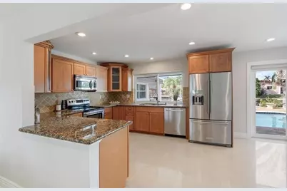 5841 NE 14th Terrace, Fort Lauderdale, FL 33334 - Photo 10