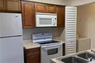 1253 SW 46th Ave, Pompano Beach, FL 33069 - Photo 2