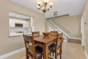 2124 NE 9th Ave, Wilton Manors, FL 33305 - Photo 6