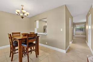 2124 NE 9th Ave, Wilton Manors, FL 33305 - Photo 4