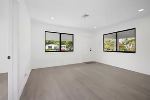 699 NE 40th St, Oakland Park, FL 33334 - Photo 16