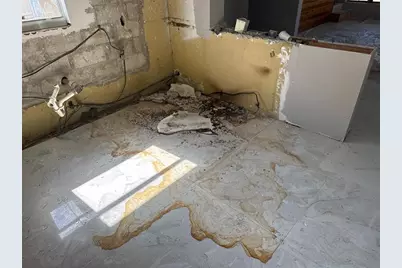 1390 SW 49th Ter, Fort Lauderdale, FL 33317 - Photo 6