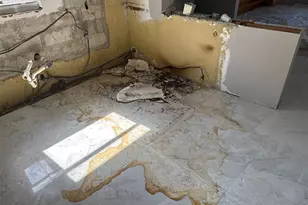 1390 SW 49th Terrace, Fort Lauderdale, FL 33317 - Photo 6