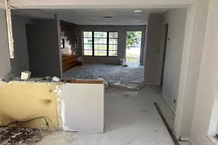 1390 SW 49th Terrace, Fort Lauderdale, FL 33317 - Photo 10