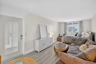 4228 N Ocean Dr, Lauderdale by the Sea, FL 33308 - Photo 8