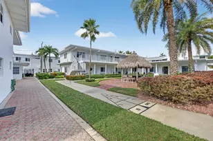 4228 N Ocean Dr, Lauderdale by the Sea, FL 33308 - Photo 24