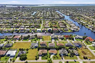 1912 SW 48th Ln, Cape Coral, FL 33914 - Photo 10