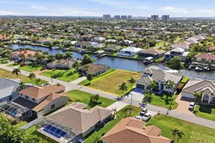 1912 SW 48th Ln, Cape Coral, FL 33914 - Photo 2