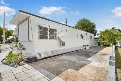 8573 SW 16th St, Davie, FL 33324 - Photo 30