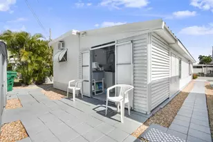 8573 SW 16th St, Davie, FL 33324 - Photo 10