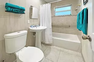 2695 SE 1st Ct, Pompano Beach, FL 33062 - Photo 12