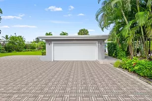 2711 Mayan Dr, Fort Lauderdale, FL 33316 - Photo 28