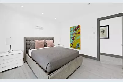 2711  Mayan Dr, Fort Lauderdale, FL 33316 - Photo 16