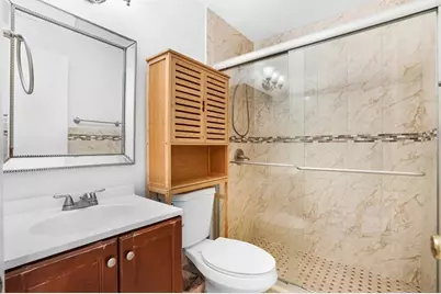 9081  Sunrise Lakes Blvd, Unit #214, Sunrise, FL 33322 - Photo 8