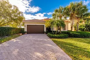 4725 55th St, Vero Beach, FL 32967 - Photo 2