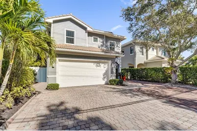 1733 NE 38th St, Oakland Park, FL 33334 - Photo 2