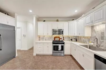 1733 NE 38th St, Oakland Park, FL 33334 - Photo 14