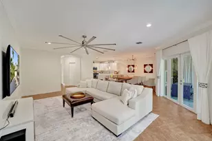 1733 NE 38th St, Oakland Park, FL 33334 - Photo 10