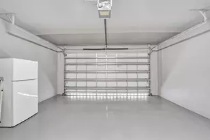 1733 NE 38th St, Oakland Park, FL 33334 - Photo 20