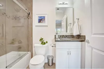 1733 NE 38th St, Oakland Park, FL 33334 - Photo 38