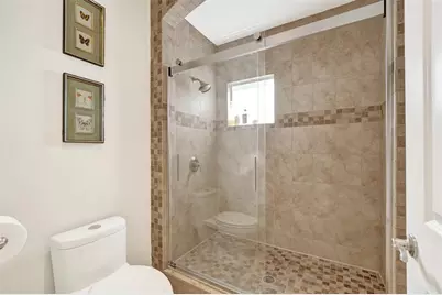 1733 NE 38th St, Oakland Park, FL 33334 - Photo 30