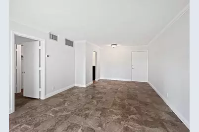 2970 NE 16th Ave, Unit #102B, Oakland Park, FL 33334 - Photo 12