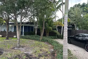 720 NE 17th Ct, Fort Lauderdale, FL 33305 - Photo 2