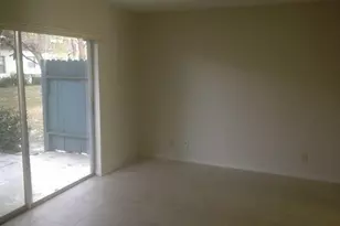 7027 W Sunrise Blvd, Plantation, FL 33313 - Photo 10