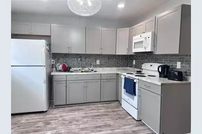 846 NW 8th St, Hallandale Beach, FL 33009 - Photo 6