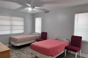 846 NW 8th St, Hallandale Beach, FL 33009 - Photo 8