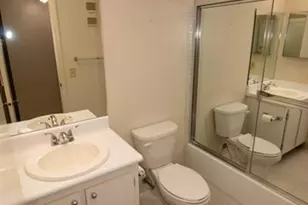 7745 Ashmont Cir, Tamarac, FL 33321 - Photo 14