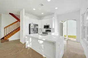 5029 SW 37th Ave, Fort Lauderdale, FL 33312 - Photo 2