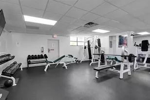 600 Parkview Dr, Hallandale Beach, FL 33009 - Photo 40