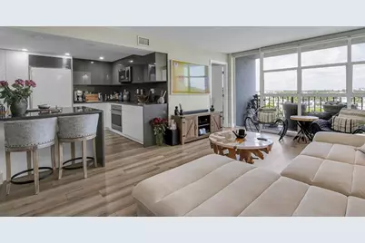 600  Parkview Dr, Unit #1029, Hallandale Beach, FL 33009 - Photo 4