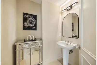 111 SE 8th Ave, Unit #Ph-1701, Fort Lauderdale, FL 33301 - Photo 22