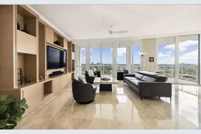 111 SE 8th Ave, Unit #Ph-1701, Fort Lauderdale, FL 33301 - Photo 2