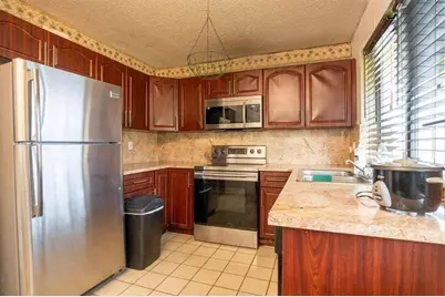 550 NW 214th, Unit #201, Miami Gardens, FL 33169 - Photo 6