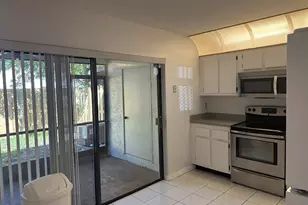 621 NW 105th Way, Pembroke Pines, FL 33026 - Photo 6