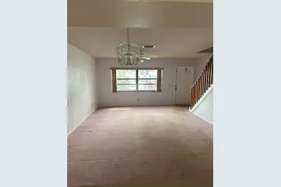 621 NW 105th Way, Pembroke Pines, FL 33026 - Photo 4