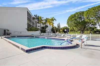 200  Waterway Dr S, Unit #301, Lantana, FL 33462 - Photo 18