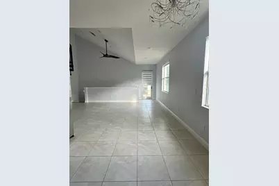2911  Cascada Isles Way, Unit #1801, Hollywood, FL 33024 - Photo 10