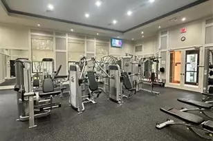 2911 Cascada Isle Way, Hollywood, FL 33024 - Photo 36