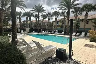 2911 Cascada Isle Way, Hollywood, FL 33024 - Photo 4