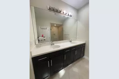 2911  Cascada Isles Way, Unit #1801, Hollywood, FL 33024 - Photo 16