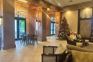 2911 Cascada Isle Way, Hollywood, FL 33024 - Photo 32