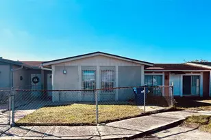 21440 NW 40th Cir Ct, Miami Gardens, FL 33055 - Photo 2