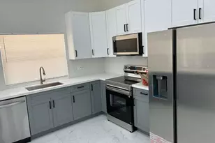 7104 NW 38th Manor, Coral Springs, FL 33065 - Photo 6